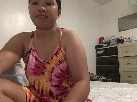 Snapshot of lady_candy85 chatting on February 12, 2026, 7:31 pm lady candy85 online show from February 12, 2026, 7:31 pm