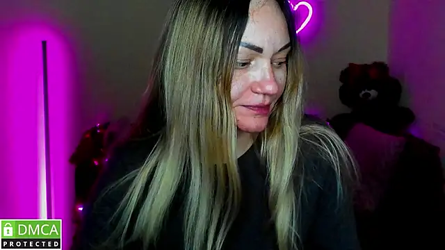 Snapshot of BlondMikey22 chatting on February 28, 2026, 6:31 pm BlondMikey22 online show from February 28, 2026, 6:31 pm