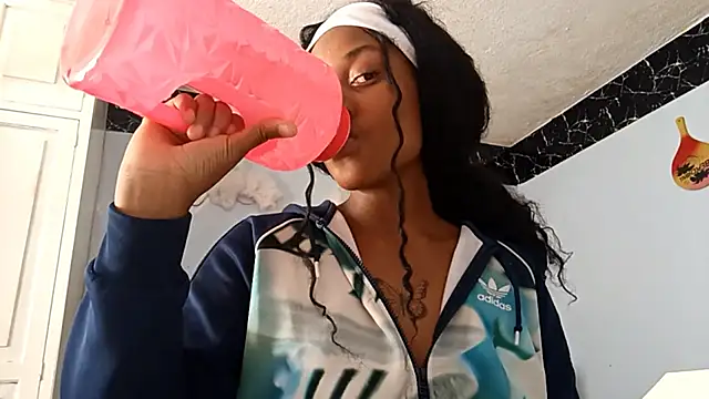 ChristalAkoni online show from February 9, 2026, 2:54 pm