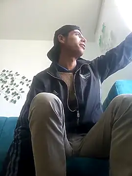 Andrey santamaria online show from February 12, 2026, 3:18 pm