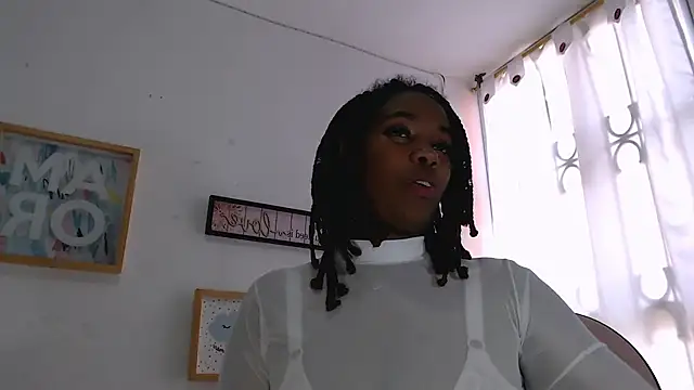 Snapshot of Aantoniaa_brown27 chatting on February 20, 2026, 1:44 pm Aantoniaa brown27 online show from February 20, 2026, 1:44 pm