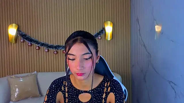 Perla Moon Tx online show from February 6, 2026, 12:41 pm