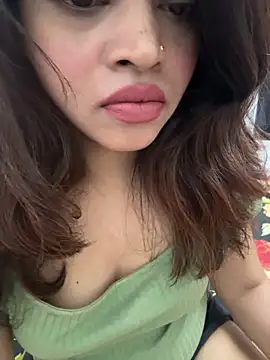 Snapshot of riya_sharma11 chatting on February 11, 2026, 10:37 pm riya sharma11 online show from February 11, 2026, 10:37 pm