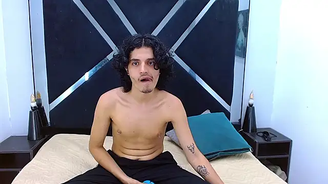 SamiSaturno online show from February 23, 2026, 7:22 pm