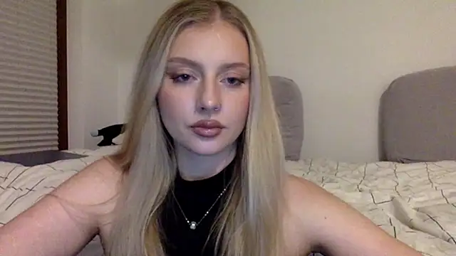 MayaWetDream online show from February 5, 2026, 5:28 pm