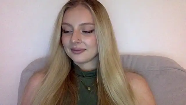 MayaWetDream online show from February 10, 2026, 5:28 pm