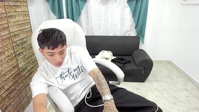 Wesleey-Boy online show from February 17, 2026, 6:14 pm