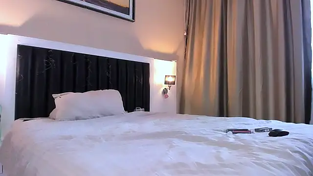 marrena a online show from February 16, 2026, 10:11 am