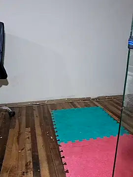 Snapshot of Vale_89A chatting on February 12, 2026, 1:55 am Vale 89A online show from February 12, 2026, 1:55 am