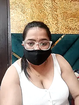 Snapshot of GangbangCouple chatting on March 3, 2026, 9:26 am GangbangCouple online show from March 3, 2026, 9:26 am