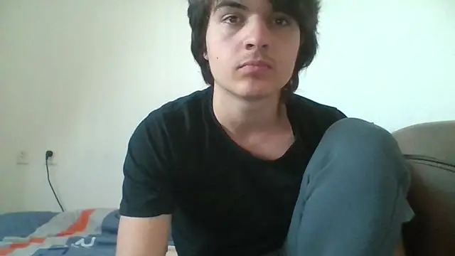 MrPine19 online show from February 8, 2026, 2:37 am