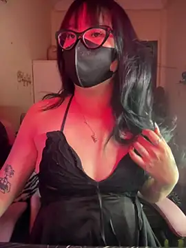 HaleyKin online show from April 8, 2026, 5:24 pm