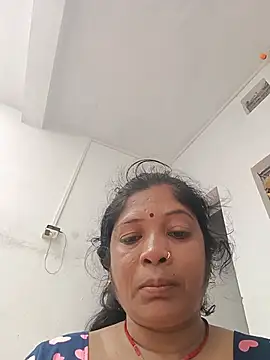 Snapshot of Horney_Bhabhi chatting on July 17, 2026, 3:02 am Horney Bhabhi online show from July 17, 2026, 3:02 am