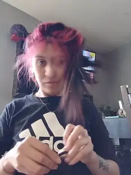 Sammi1995 online show from July 17, 2026, 8:24 pm