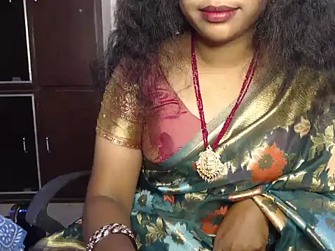 VixenNandhu online show from April 17, 2026, 6:00 pm