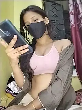 Naina-hott online show from May 14, 2026, 6:15 pm