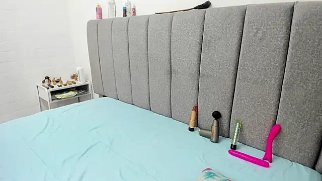 Snapshot of Giselle_James chatting on March 14, 2026, 8:03 pm Giselle James online show from March 14, 2026, 8:03 pm