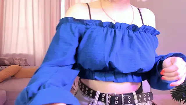 Snapshot of MariamGravert chatting on February 14, 2026, 6:54 am MariamGravert online show from February 14, 2026, 6:54 am