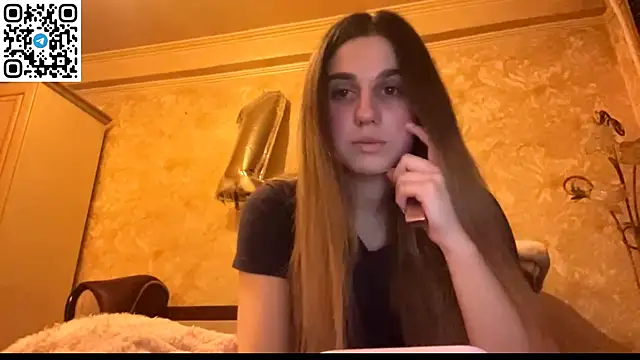 LovelySilk 63 online show from April 18, 2026, 7:58 pm