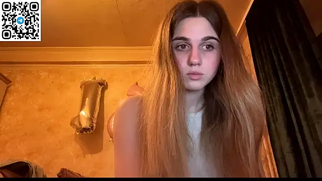 Snapshot of LovelySilk_63 chatting on May 20, 2026, 6:36 pm LovelySilk 63 online show from May 20, 2026, 6:36 pm