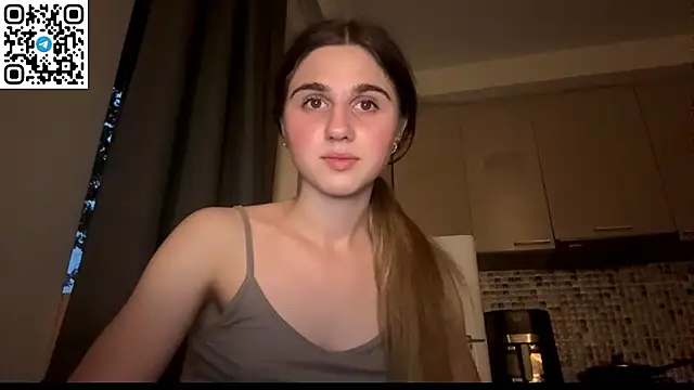 Snapshot of LovelySilk_63 chatting on July 3, 2026, 6:36 pm LovelySilk 63 online show from July 3, 2026, 6:36 pm