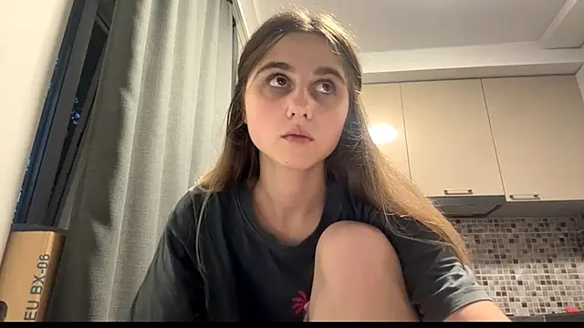Snapshot of LovelySilk_63 chatting on July 25, 2026, 6:16 pm LovelySilk 63 online show from July 25, 2026, 6:16 pm