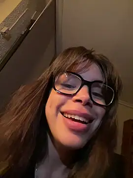 Snapshot of Brigitte01 chatting on May 13, 2026, 10:27 pm Brigitte01 online show from May 13, 2026, 10:27 pm