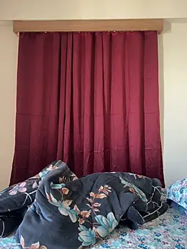 raavigirl online show from April 9, 2026, 3:17 am