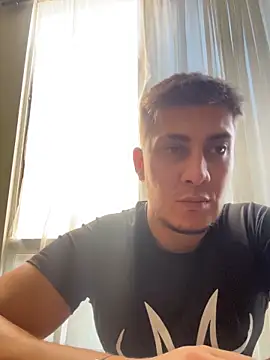 Mau rivers online show from February 12, 2026, 9:32 pm