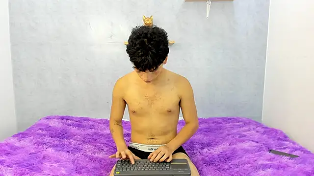 Angel Zen online show from March 5, 2026, 10:50 pm