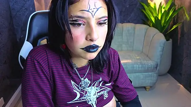 Lisa Doll Tx online show from February 16, 2026, 8:05 pm