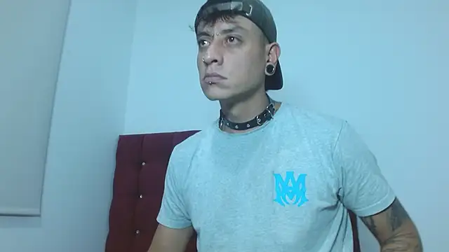 SkinnyDevil12 online show from February 24, 2026, 4:21 am