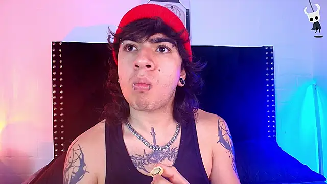 Snapshot of Axell_Kussh chatting on February 24, 2026, 11:19 am Axell Kussh online show from February 24, 2026, 11:19 am