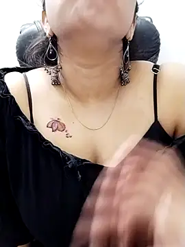 Snapshot of Tamil_sexy_doll chatting on February 7, 2026, 12:36 am Tamil sexy doll online show from February 7, 2026, 12:36 am