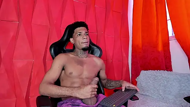 Snapshot of Nehemiaa_boy chatting on May 27, 2026, 1:41 pm Nehemiaa boy online show from May 27, 2026, 1:41 pm