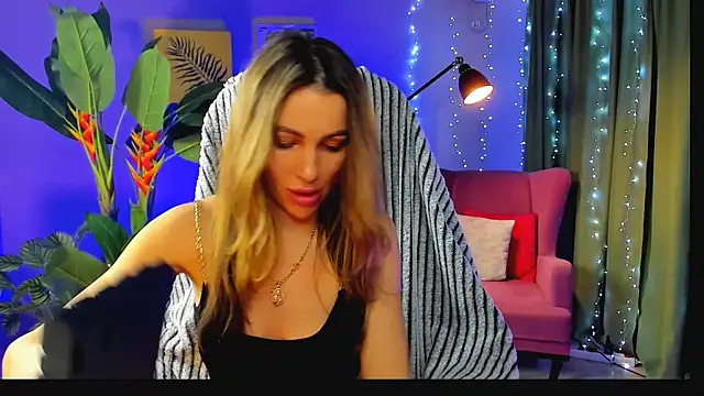 Snapshot of KrisWillis chatting on February 13, 2026, 1:18 pm KrisWillis online show from February 13, 2026, 1:18 pm