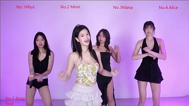 Snapshot of Velvet-girl chatting on February 19, 2026, 10:22 am Velvet-girl online show from February 19, 2026, 10:22 am