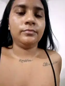 Zoe Renata online show from April 3, 2026, 10:13 am