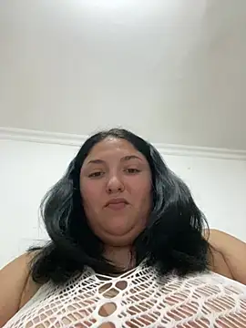 Snapshot of Amber_Sinn chatting on June 19, 2026, 7:17 pm Amber Sinn online show from June 19, 2026, 7:17 pm