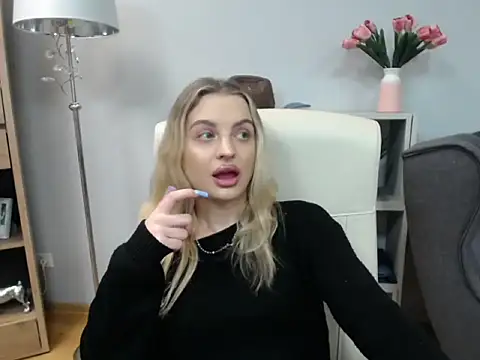 Snapshot of BlankaXCute chatting on February 12, 2026, 10:05 pm BlankaXCute online show from February 12, 2026, 10:05 pm