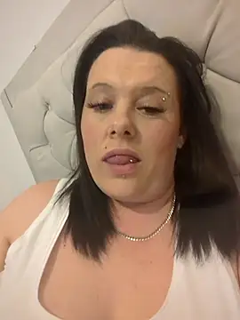 Snapshot of louisa36 chatting on February 9, 2026, 10:58 pm louisa36 online show from February 9, 2026, 10:58 pm