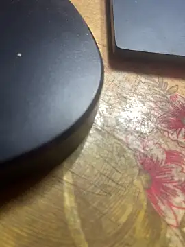 Snapshot of Miesi-c2clove chatting on February 6, 2026, 4:21 pm Miesi-c2clove online show from February 6, 2026, 4:21 pm