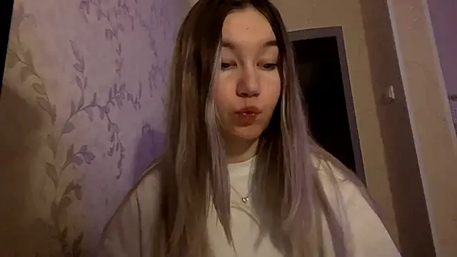 UrrKitty online show from February 17, 2026, 6:25 pm