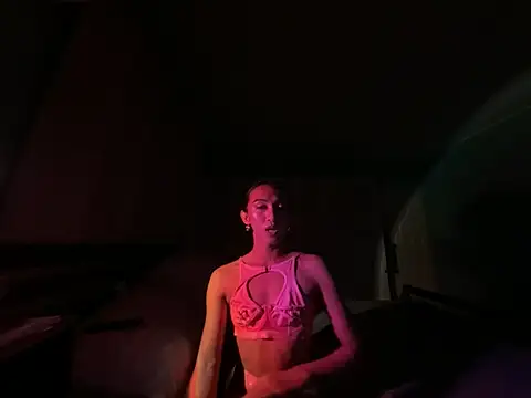 ByutiiKwiin online show from April 13, 2026, 1:49 pm