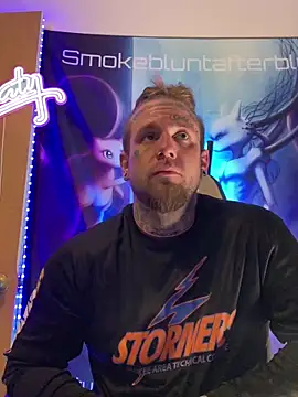 Smokebluntafterblunt online show from March 24, 2026, 12:59 am