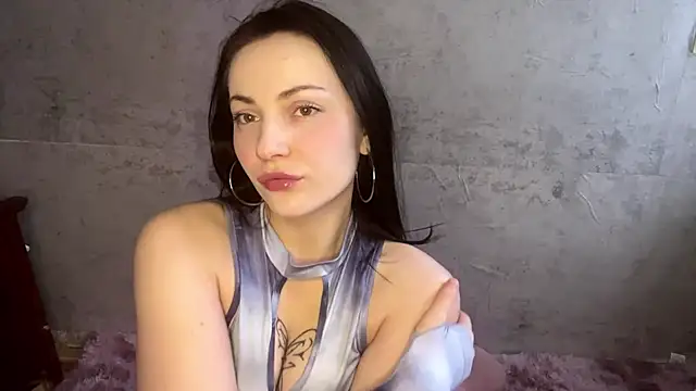 Mona Fox online show from February 15, 2026, 6:21 am