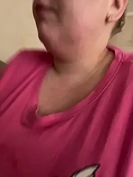 Snapshot of Mommy-girl-Lola chatting on February 24, 2026, 6:33 am Mommy-girl-Lola online show from February 24, 2026, 6:33 am