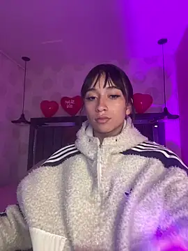 alahia pink online show from February 26, 2026, 2:21 am