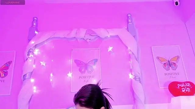 Snapshot of RachelBlazze chatting on February 23, 2026, 8:28 pm RachelBlazze online show from February 23, 2026, 8:28 pm