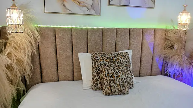 Snapshot of Yaasmin_ chatting on February 11, 2026, 6:57 pm Yaasmin online show from February 11, 2026, 6:57 pm